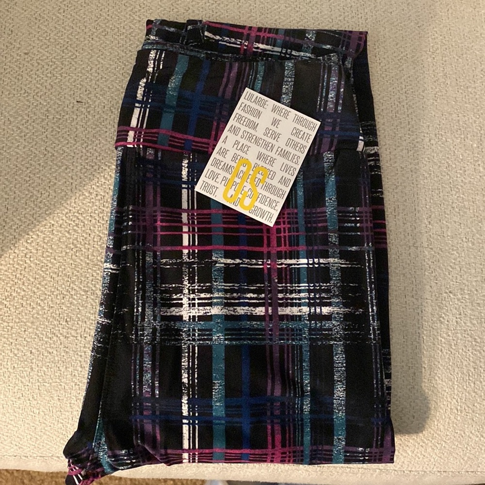 LuLaRoe OS leggings